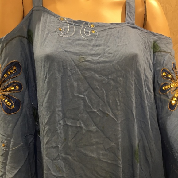 vacation dress or coverup - Picture 2 of 4